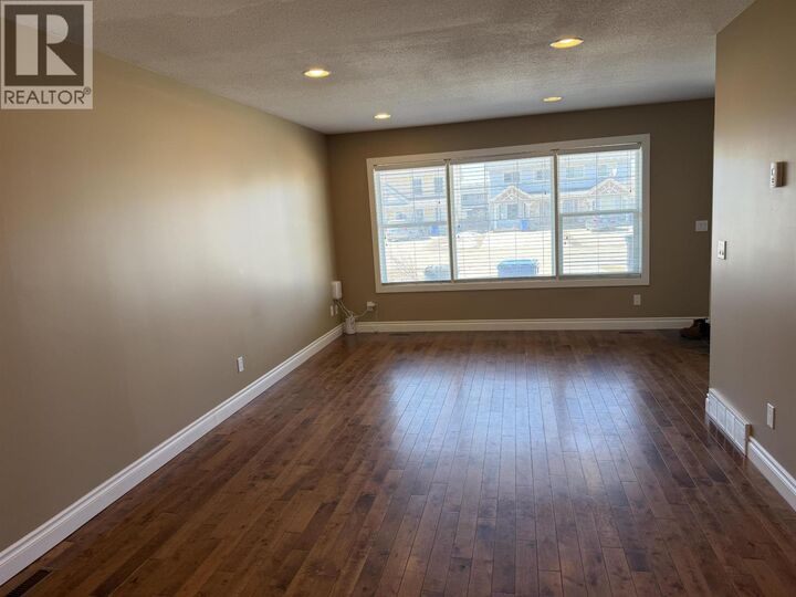 Photo de la propriété:  8403 87 Street  BC V1J 0H4 