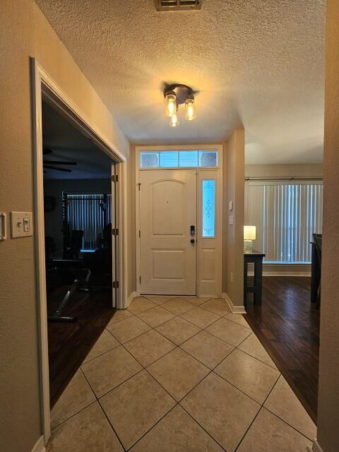 Property Photo:  2287 Heritage Circle  FL 32566 