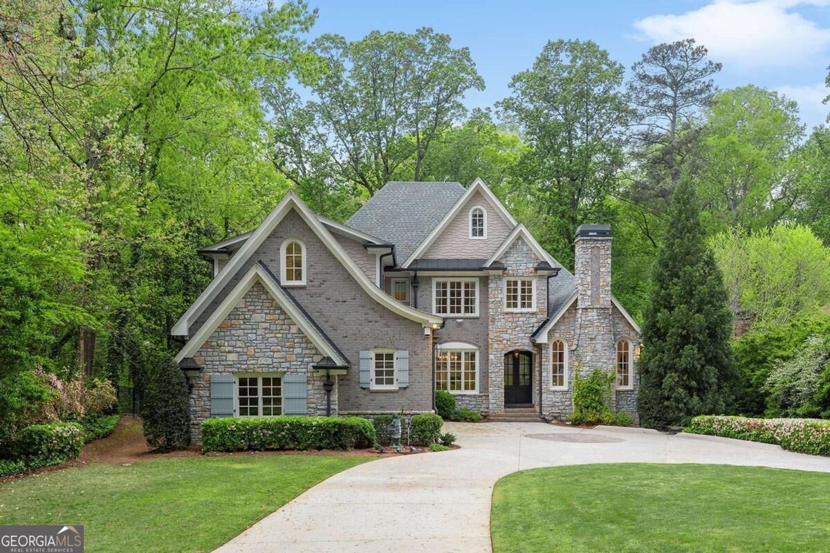 Property Photo: 1431 Hearst Drive NE GA 30319