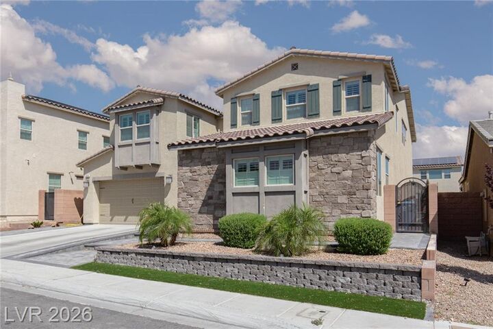 Property Photo:  824 Claystone Ridge Avenue  NV 89084 