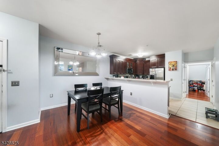 Property Photo:  104 E Elizabeth Ave 310  NJ 07036 