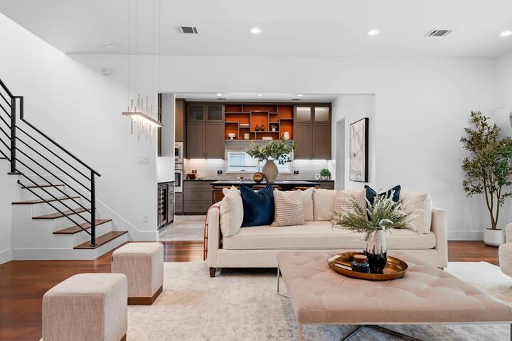 Property Photo:  3332 Ozark Street  TX 77021 