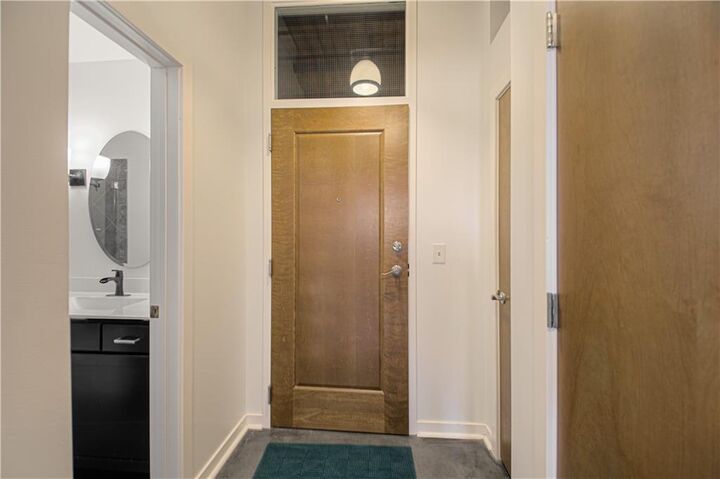 Property Photo:  712 Broadway Boulevard 502  MO 64105 