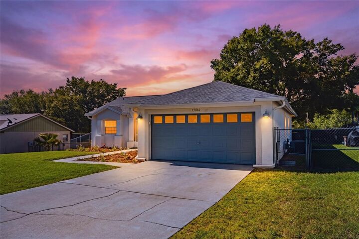 Property Photo:  15816 Oakland Court  FL 34711 