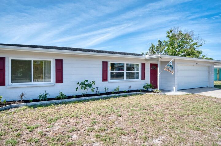 Property Photo:  2632 Sunnyside Street  FL 34239 