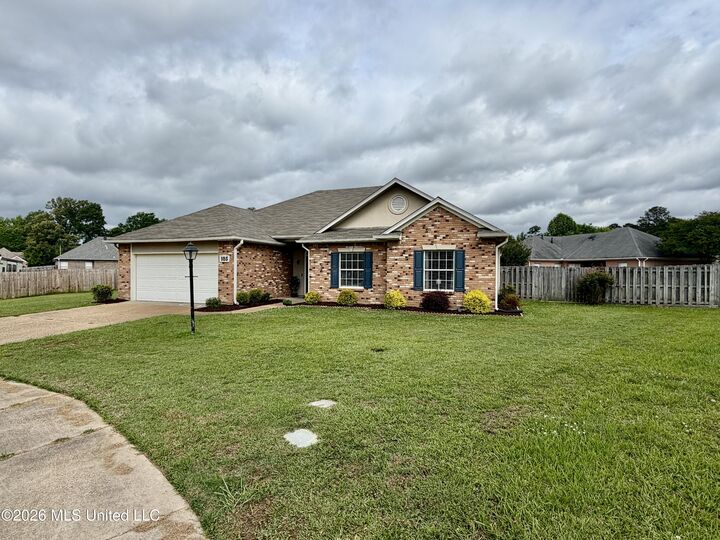Property Photo:  105 Edinburgh Lane  MS 39056 