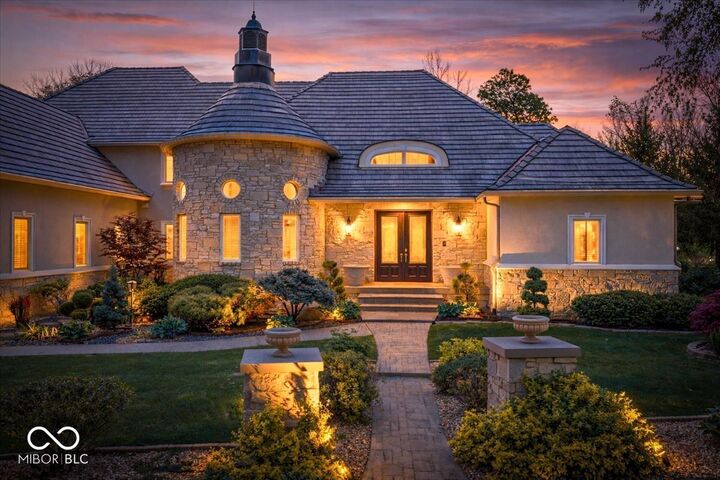 Property Photo:  10821 Club Point Drive  IN 46037 