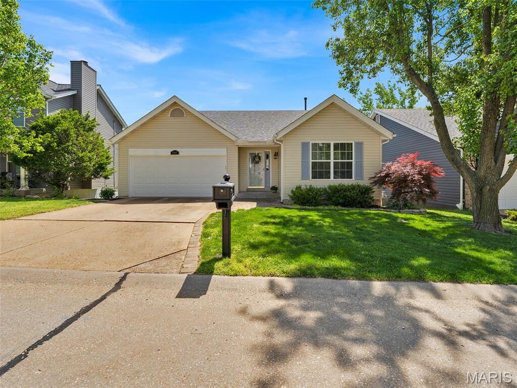 Property Photo:  1562 Glenn Brooke Woods Circle  MO 63021 