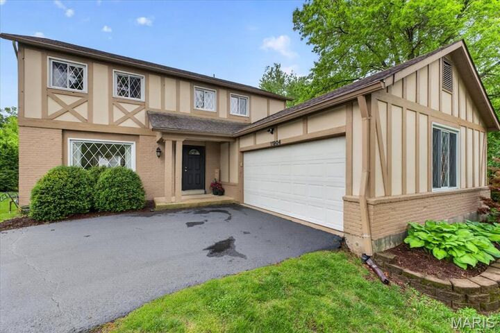 Property Photo:  11904 Mattox Court  MO 63131 