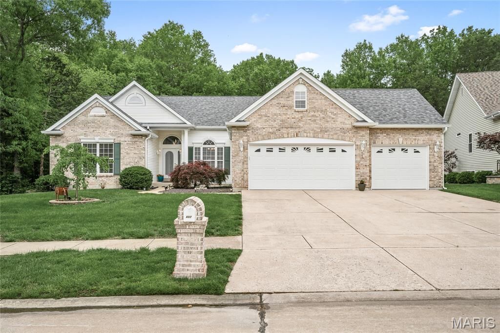 Property Photo:  607 Winding Creek Drive  MO 63385 