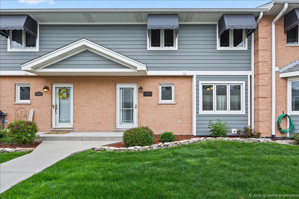 Property Photo: 2550 W 112th Street D IL 60655