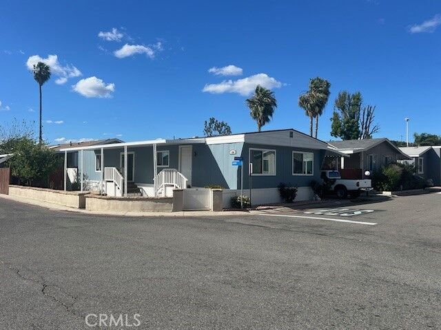 Property Photo: 4901 Green River Rd 104 CA 92878