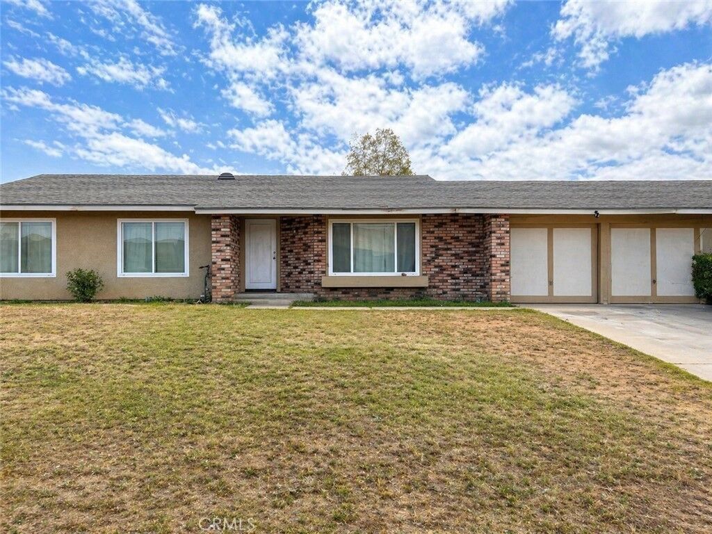 Property Photo:  8524 Red Mesa  CA 92509 
