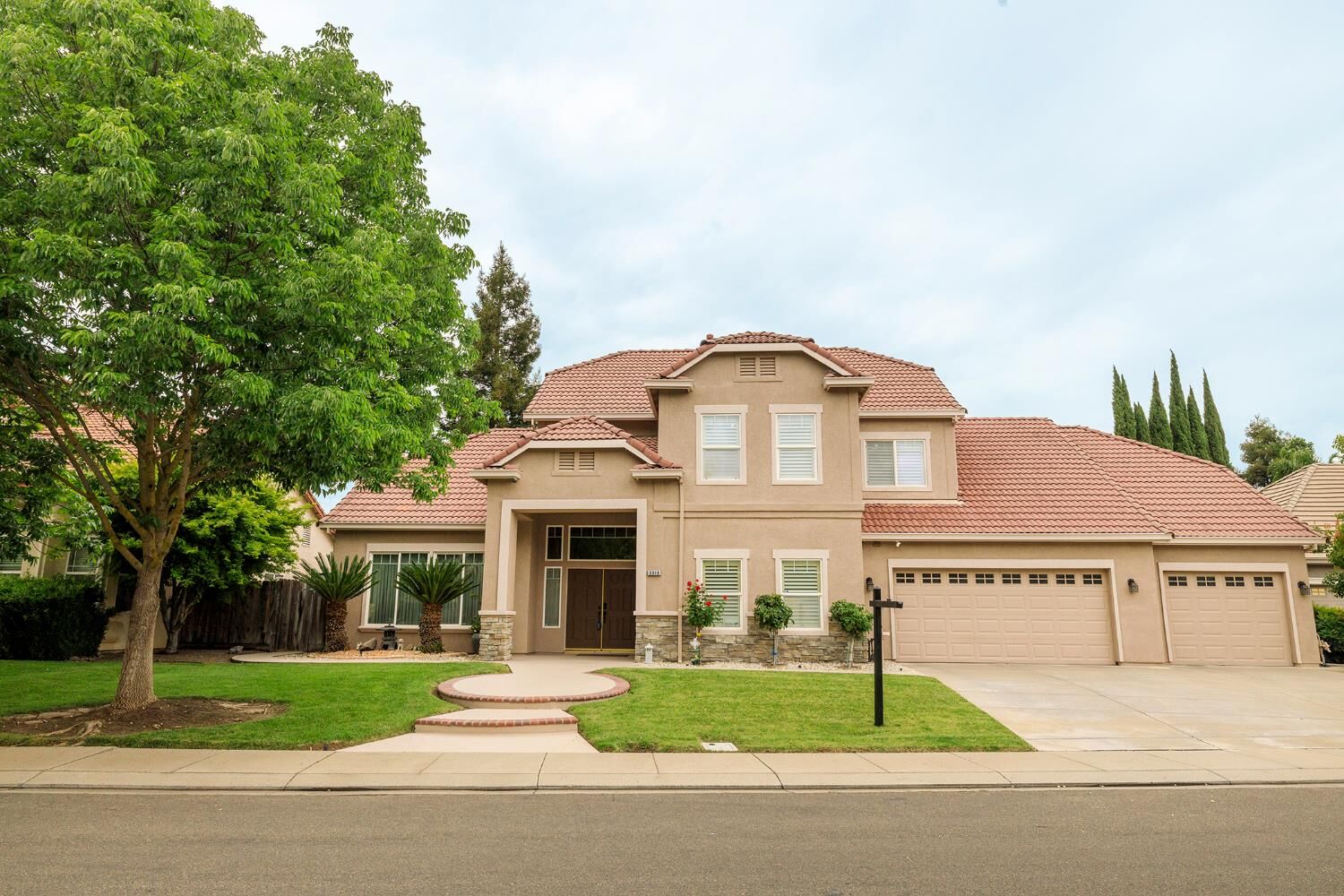 Property Photo:  3513 Aristides Drive  CA 95355 