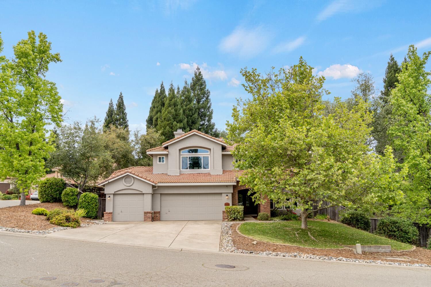 Property Photo:  4908 Danbury Circle  CA 95762 