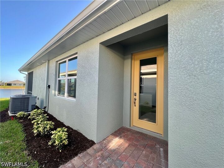 Property Photo:  842 Enbrook Loop  FL 34114 