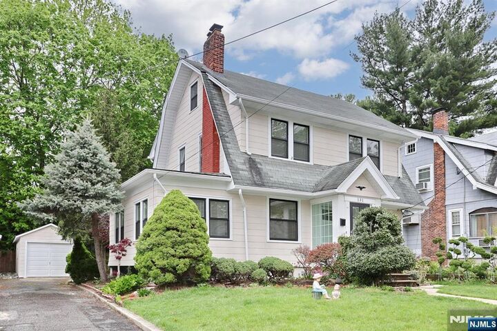 Property Photo:  131 Highwood Avenue  NJ 07605 