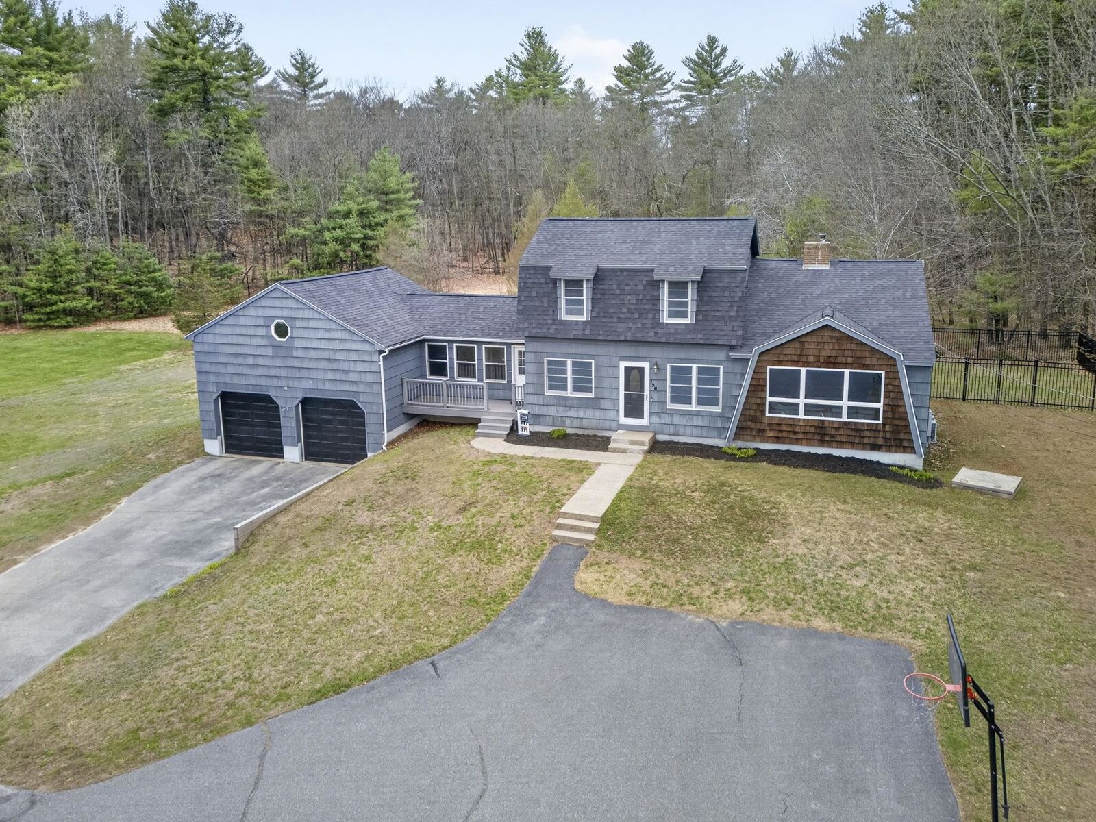 Property Photo:  126 Marsh Road  NH 03076 