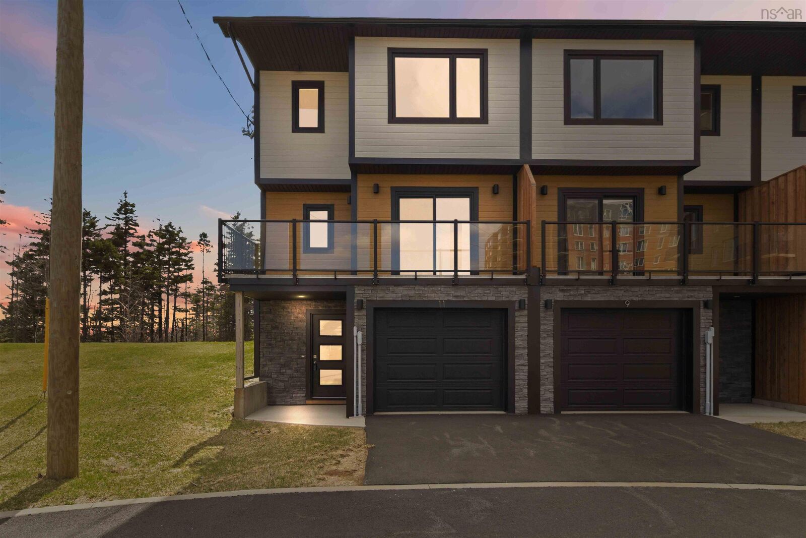 Property Photo: 11 Viewcrest Drive NS B3S 0G6