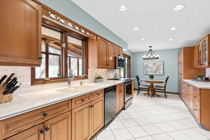 Property Photo:  15372 Sandhill Circle  MN 55347 