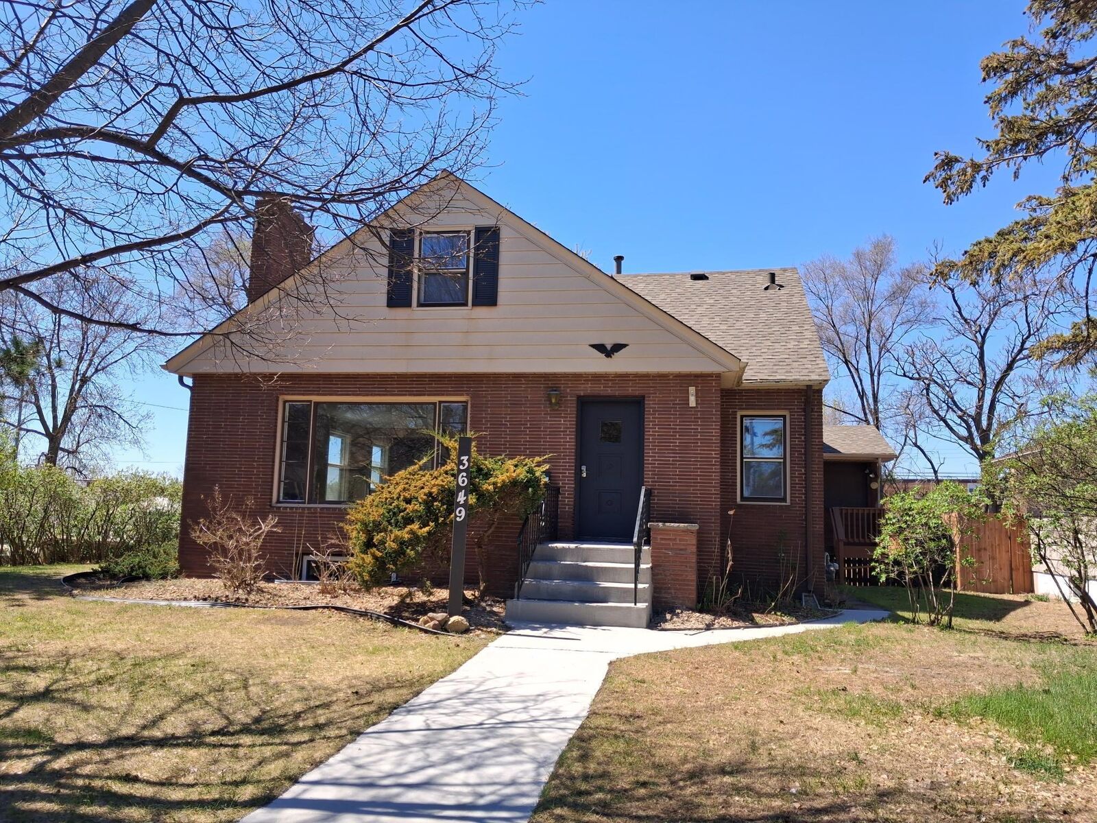 Property Photo:  3649 Regent Avenue N  MN 55422 