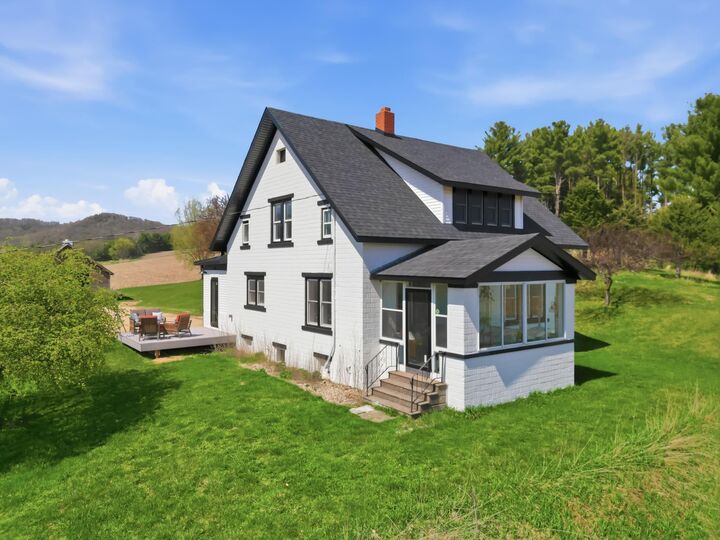 Property Photo:  N19027 County Road F  WI 54661 