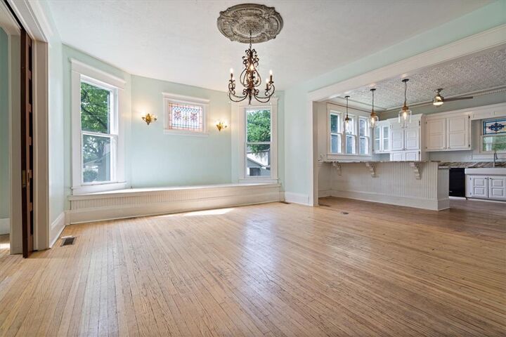 Property Photo:  510 N Mount Olive Street  AR 72761 