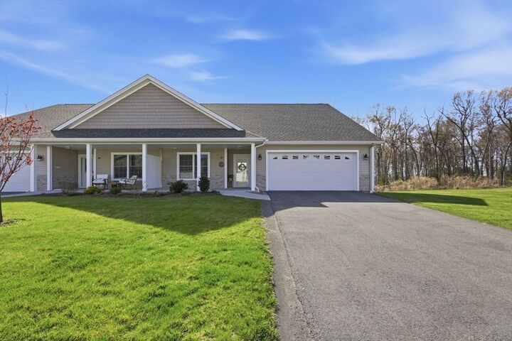 Property Photo:  27 Lodge Lane 27  MA 01095 