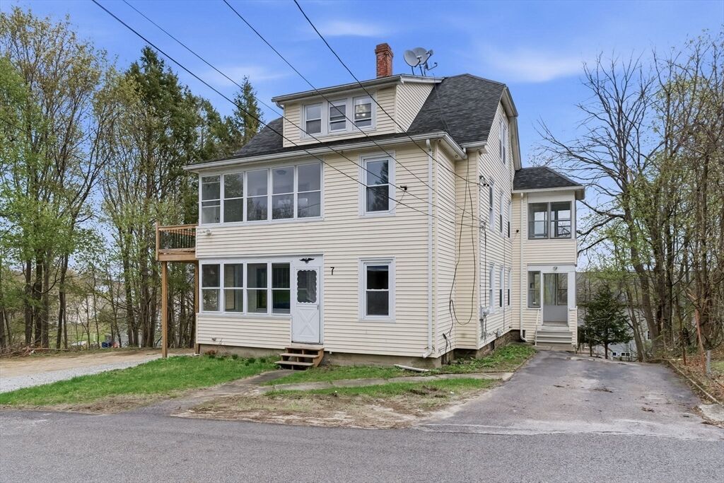 Property Photo:  7 Third Avenue  MA 01571 