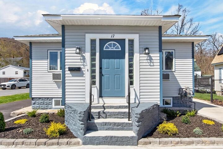 Property Photo:  17 Hazel St  MA 01420 