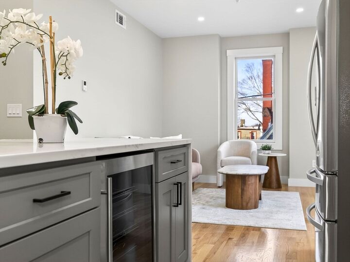 Property Photo:  60 Stanley Street 202  MA 02125 