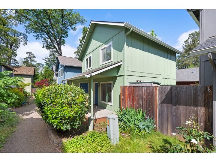 Property Photo:  3063 W 15th Ave  OR 97402 