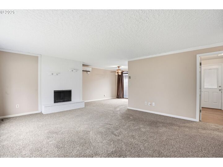Property Photo:  3505 NE 45th St Unit A  WA 98661 