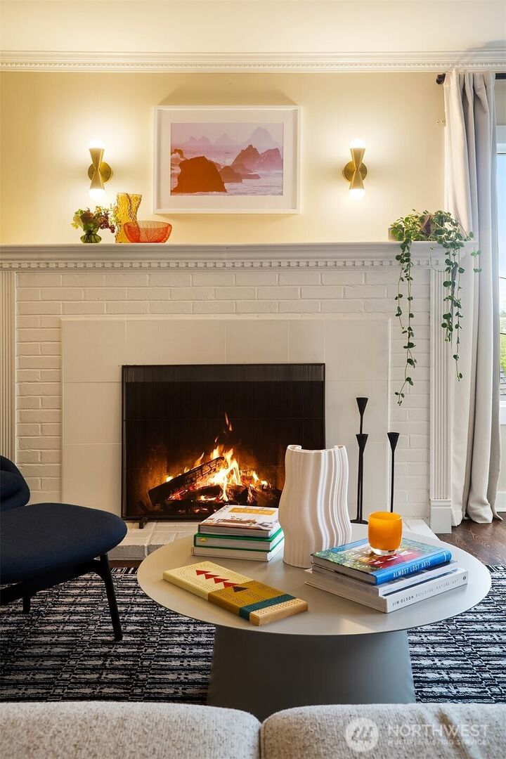 Property Photo:  314 NE 56th Street  WA 98105 