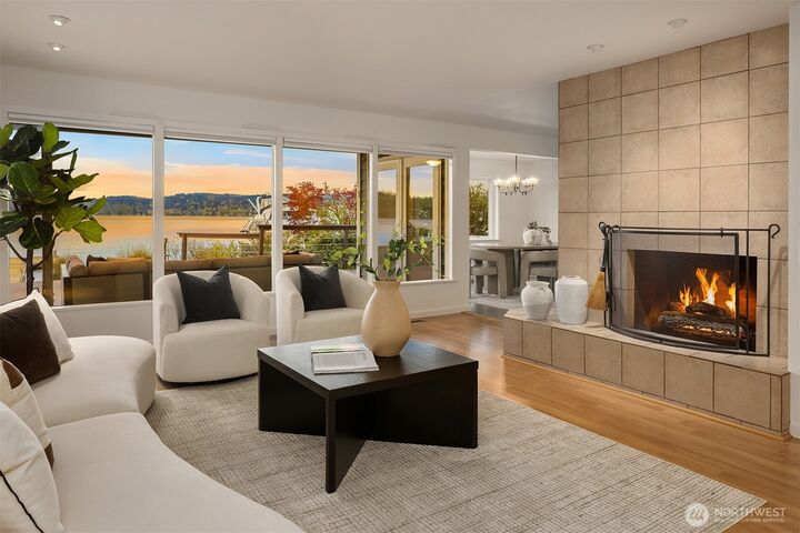 Property Photo:  10624  Rainier Avenue  S  WA 98178 