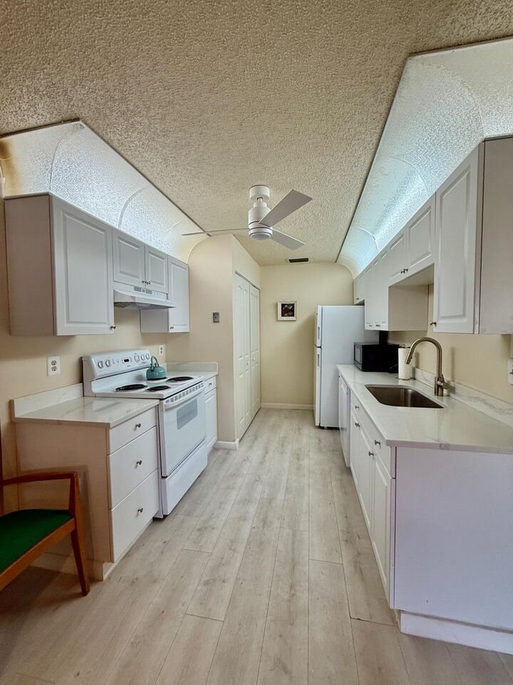 Property Photo:  14464 Campanelli Drive  FL 33484 