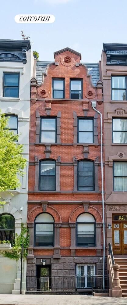 Property Photo:  119 W 81st Street  NY 10024 