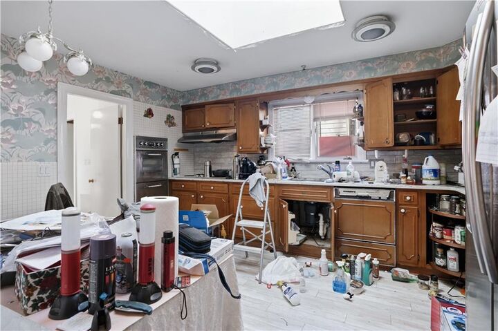 Property Photo: 66 Edgehill Road RI 02906