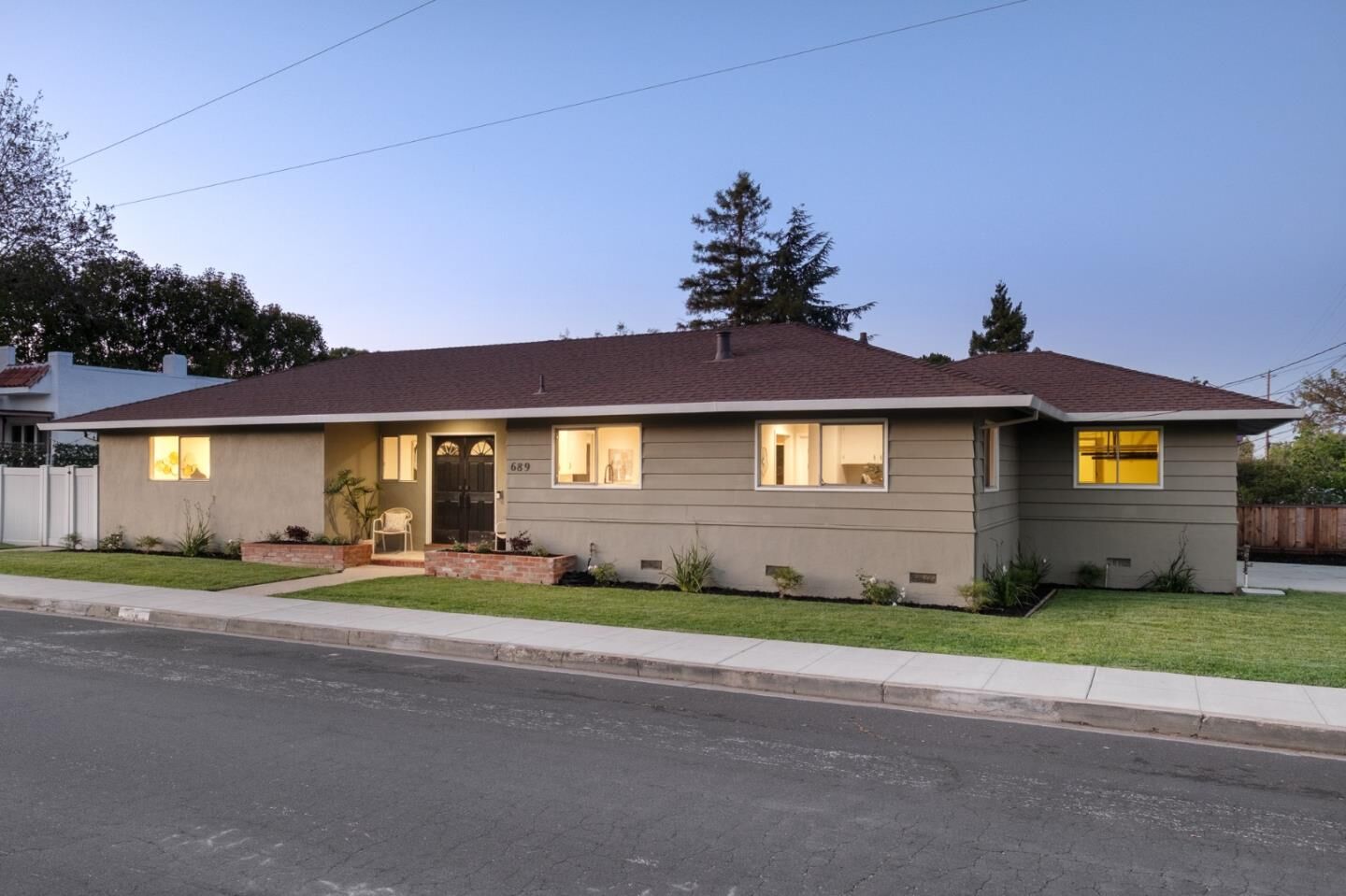 Property Photo:  689 Bayport Avenue  CA 94070 