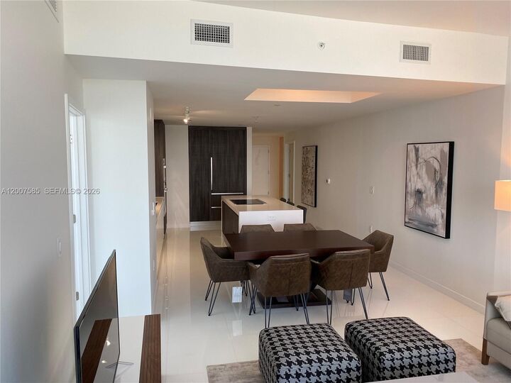 Property Photo:  851 NE 1st Ave 2501  FL 33132 