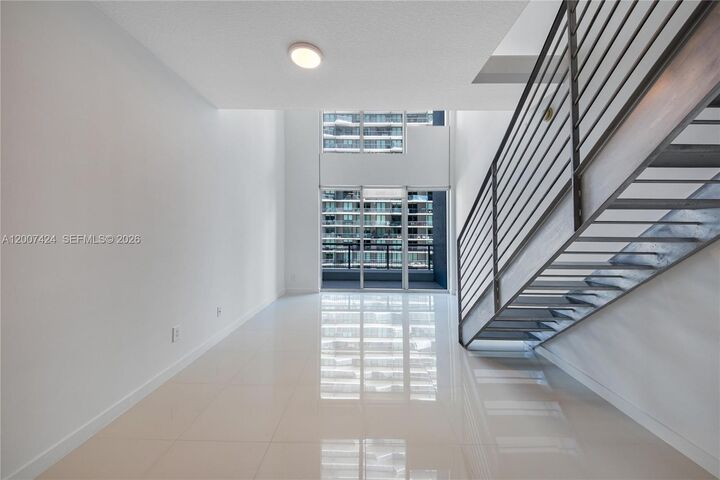 Property Photo:  60 SW 13th St 2420  FL 33130 