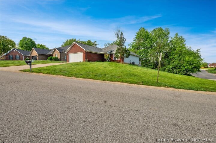 Property Photo: 2304 Brookview Drive IN 47130