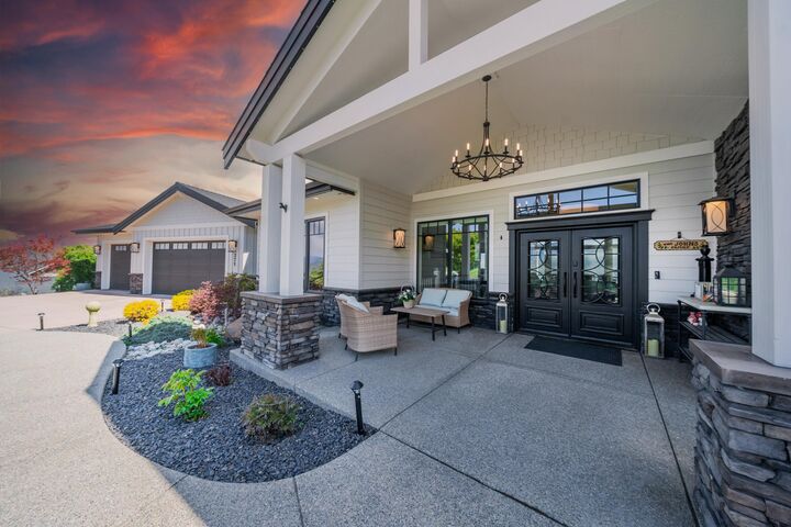 Property Photo:  371 S Legend Tree Dr  WA 99019 