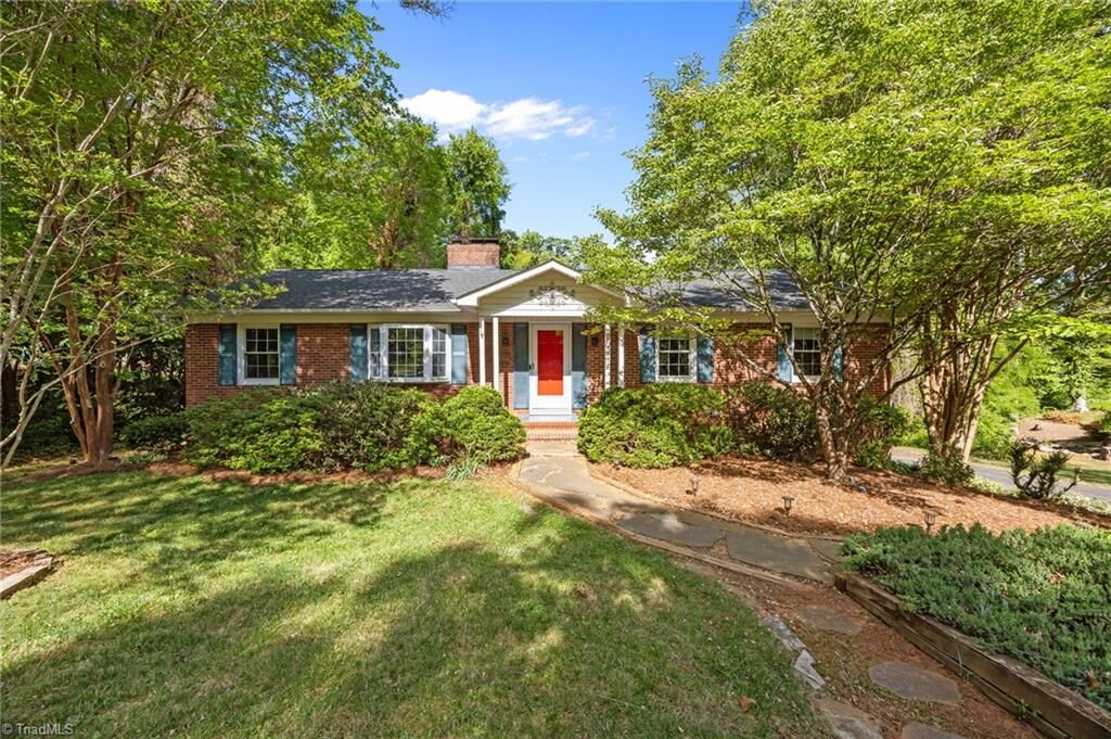 Property Photo: 204 Kyle Road NC 27104
