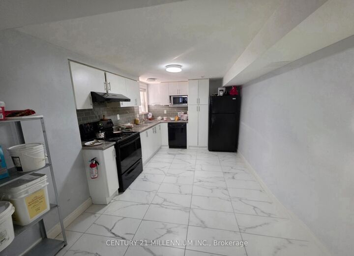 Property Photo:  23 Malcolm Crescent  ON L6S 3C7 