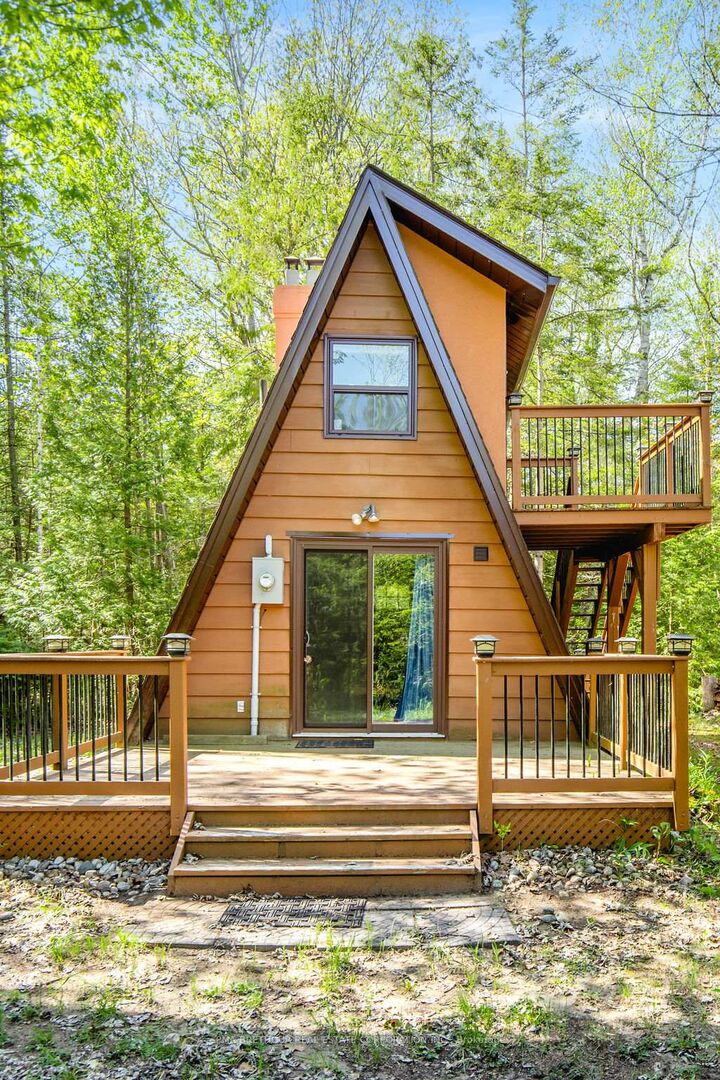 Property Photo: 56 Birch Trail ON L9Z 2S1