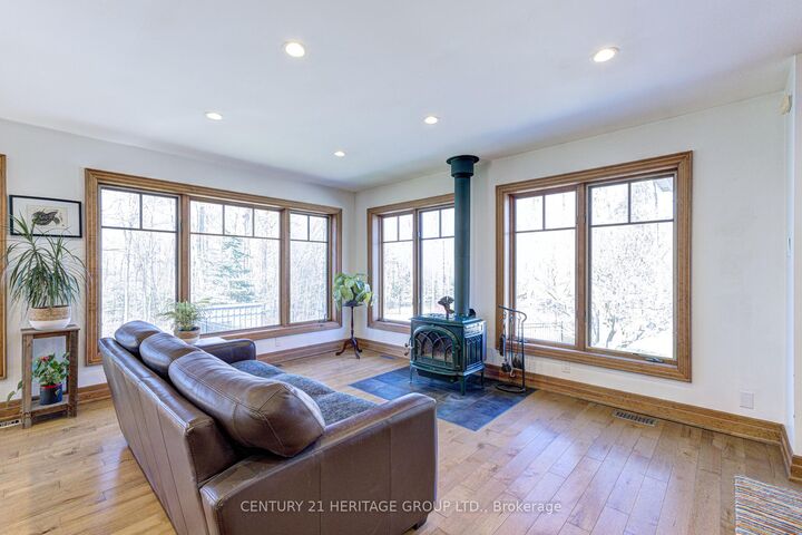 Property Photo:  6110 Tenth Line  ON N0B 1T0 