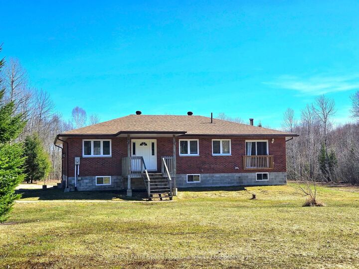 50 Woods Road — photo 1