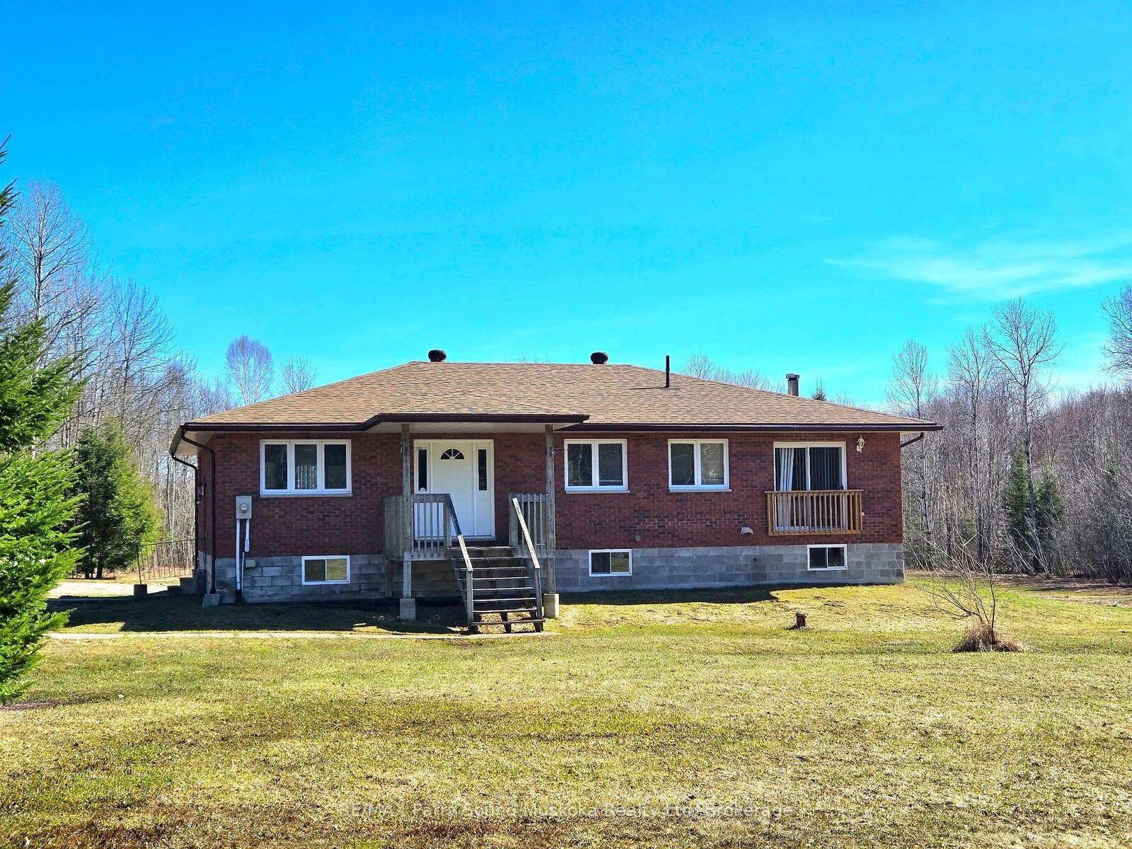 Property Photo: 50 Woods Road ON P0G 1G0