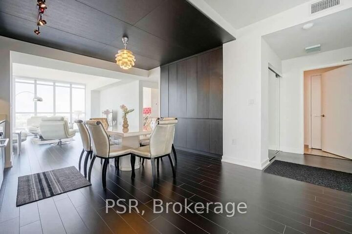 Property Photo:  10 Capreol Court 2101  ON M5V 4B3 